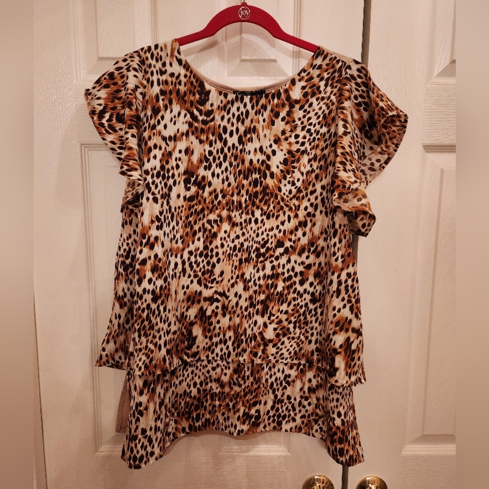 Leopard Print Ruffle Sleeve Blouse - Picture 2 of 3
